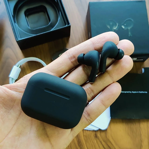 Pro Lightning Cable Black Color Airpods