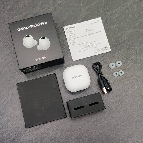 White Color Samsung Galaxy Buds - Body Material: Pvc