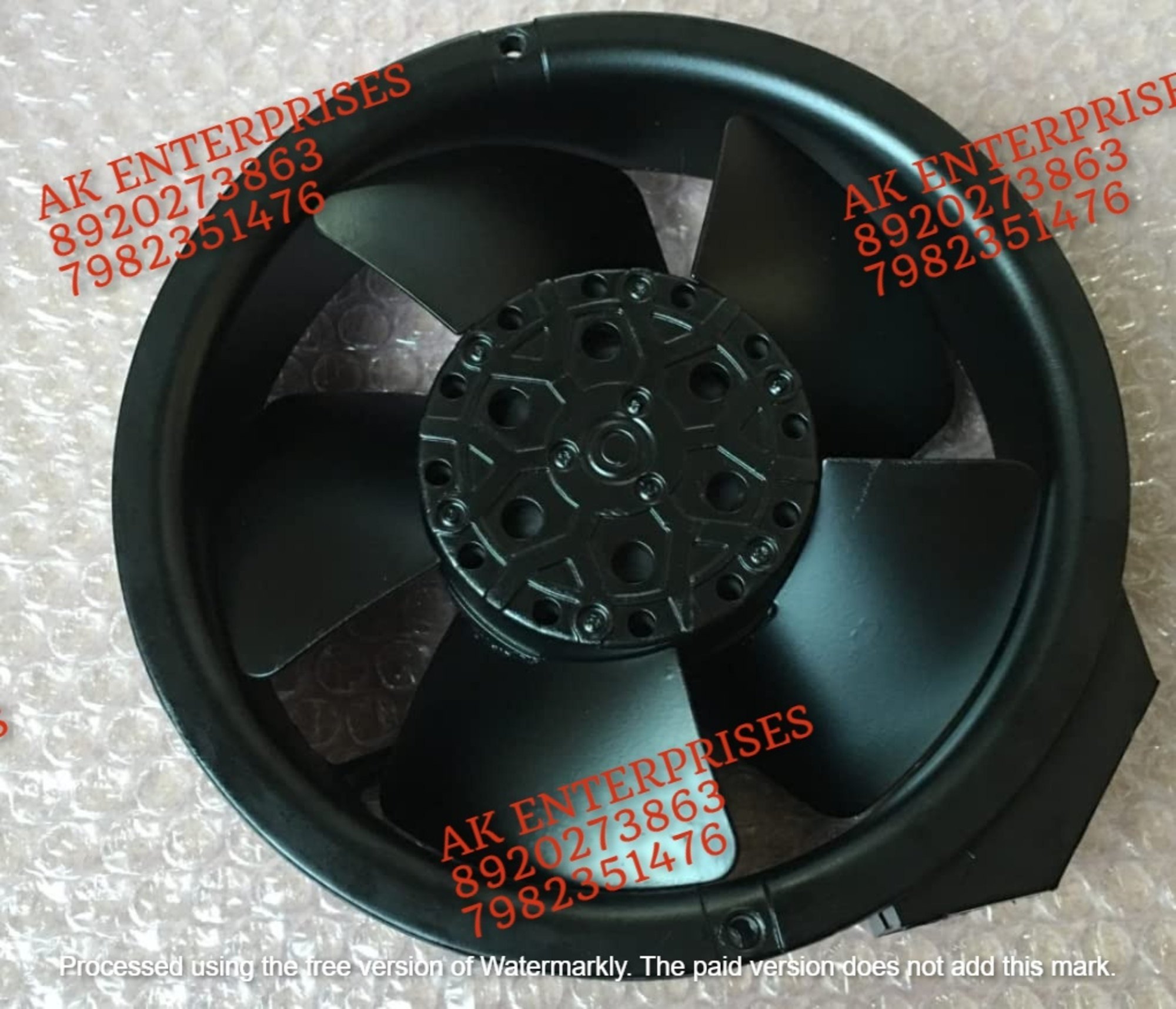 ebmpapst W2E143-AA09-01 Axial Fan 230~50/60Hz 24/26W DC Brushless Air Cooling Fan 3300 RPM 172 * 172 * 51mm (Metal)