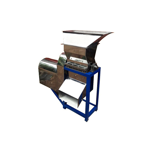 Coconut Pre Cutting Machine