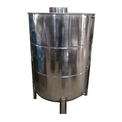 Ss Storage Tank - Capacity: 250-500 L