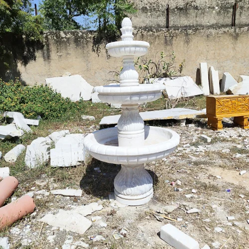 White Marble Fountain - Feature: Polished