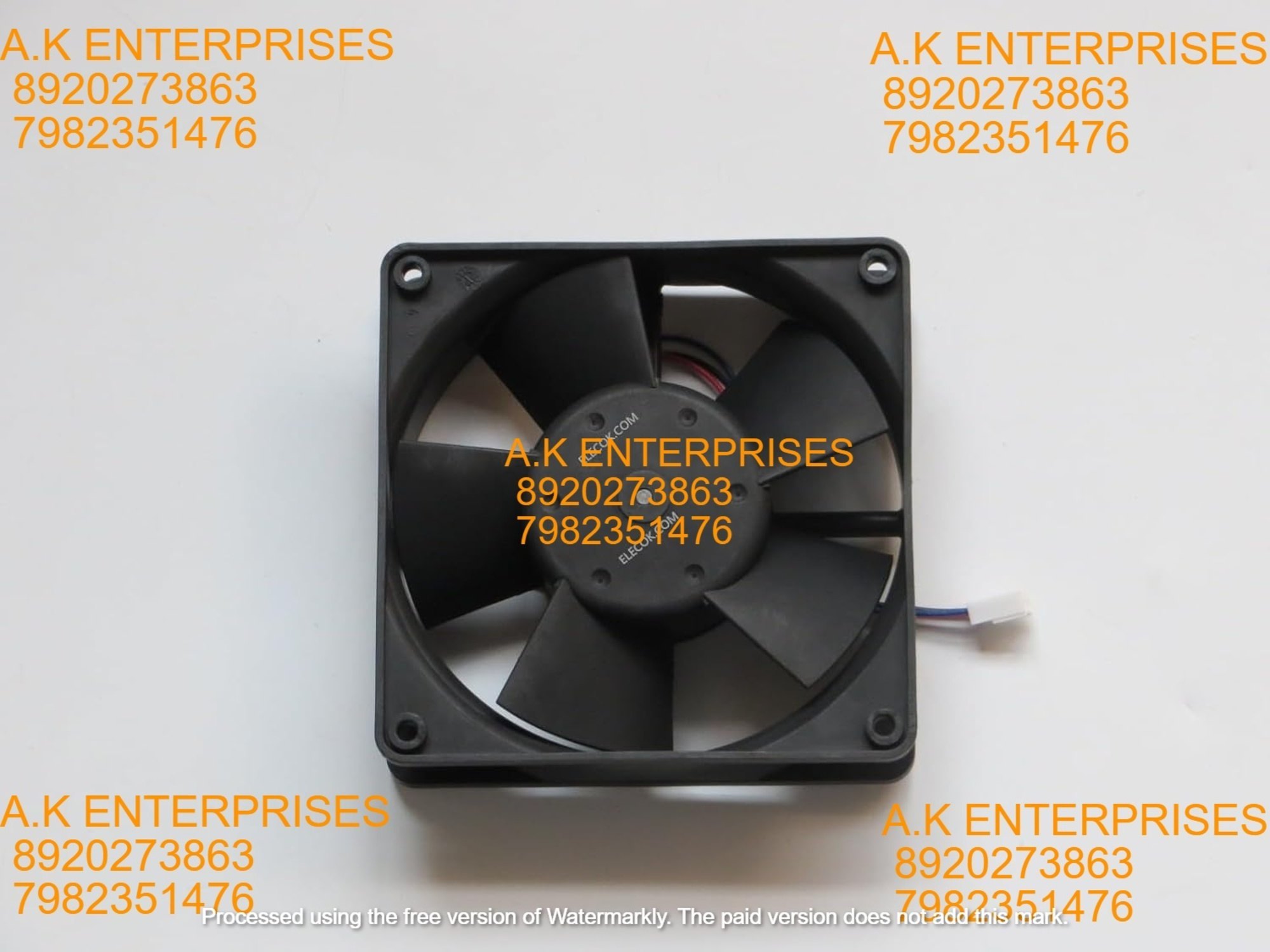  EBMPAPST 4314/19 Axial Fan 24V=230mA 5.5W DC Brushless Air Cooling Fan 2800 RPM 120 * 120 * 32 3-Wire