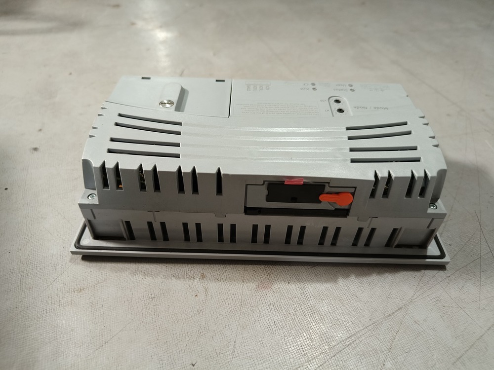 B&R 4PP065.0571-X74 HMI