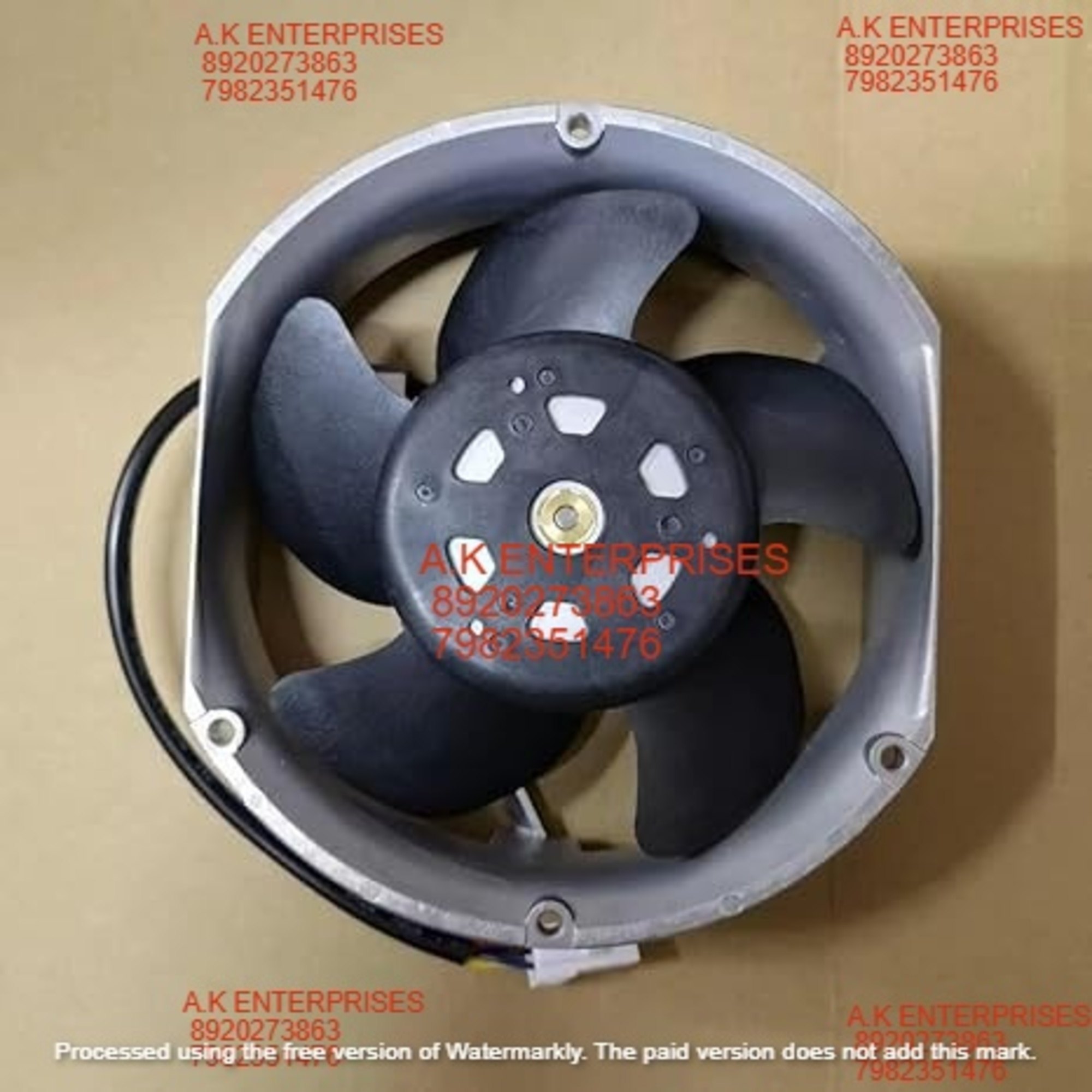  Nidec D1751M24B8CP332 Axial Fan 24V-3.4A DC Brushless Air Cooling Fan 3000 RPM 172 * 150 * 51mm 3-Wire