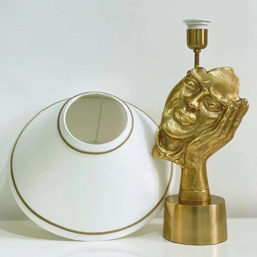 Antique Brass Finish Metal Design Face Mask Table Lamp