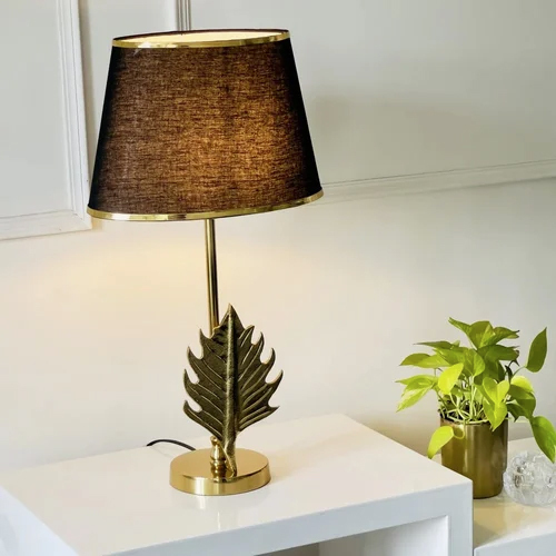 Antique Brass Finish Metal Design Maple Leaf Table Lamp