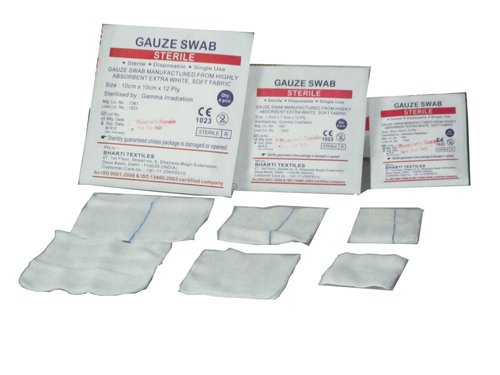 White Sterile Gauze Swab
