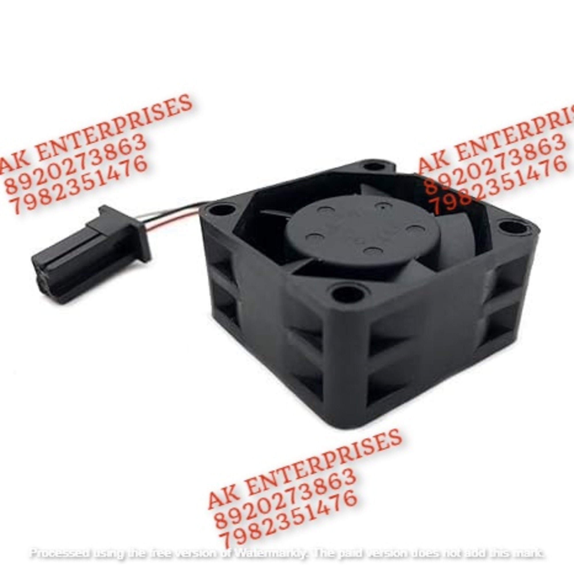 NMB-MAT 1608KL-05W-B39 Axial Fan 24V DC Brushless Air Cooling Fan 6500 RPM 40 * 40 * 20mm 3-Wire (24 Volt 0.08A)