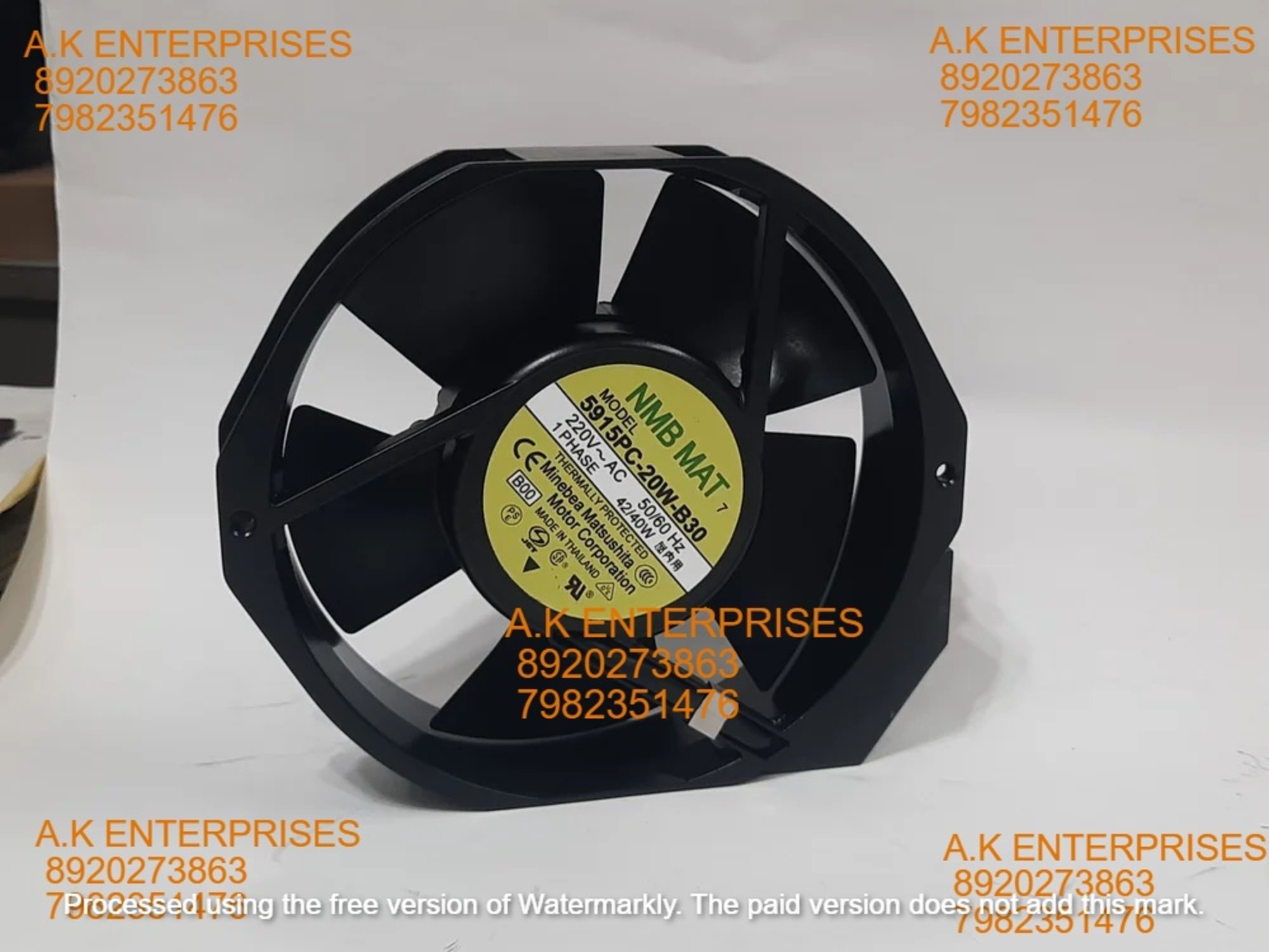 5915PC-20W-B30 ( 200V 2 WIRE SIZE- 172X150X38 MM) NMB MAT COOLING FAN