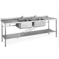 Ss Kitchen Sink Table - Color: Silver
