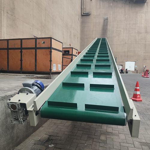 Cleat Belt Conveyor System - Material: Mild Steel