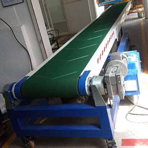 Truck Loading Conveyor System - Material: Mild Steel