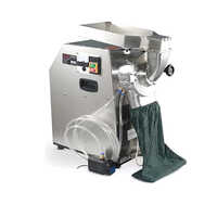 5hp Ss304 Water Cool Dried Fruits Vegetables Powder Making Machine - Capacity: 30 Kg/hr
