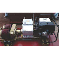 Double Capstan Engine Winch - Color: Black & Red