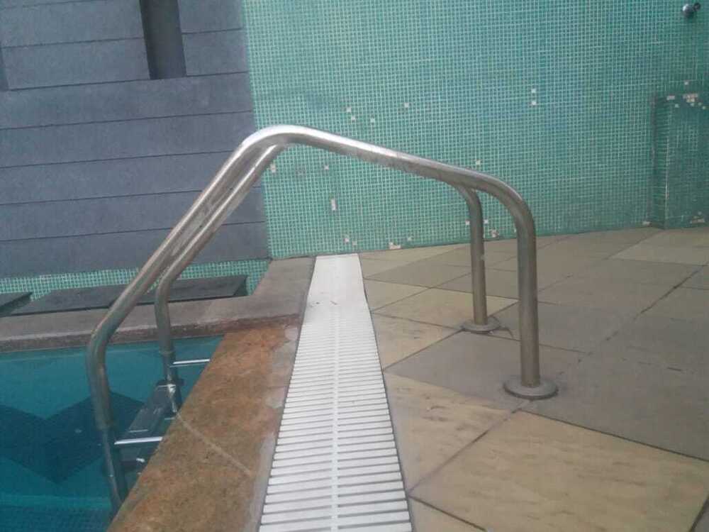 Swimming Pool Extra width with support Overflow Ladder