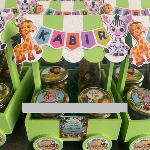 Jungle Theme Hut Hamper - Color: Different Available