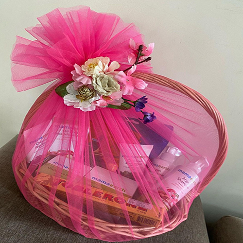 Cosmetic Gift Hamper - Color: Different Available