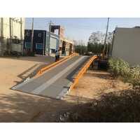 Mobile Dock Loading Yard Ramp - Attributes: Durable