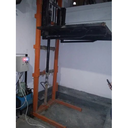 Stacker Hydraulic Goods Lift