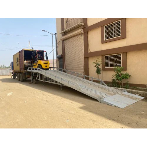 Hydraulic Loading Dock Ramp