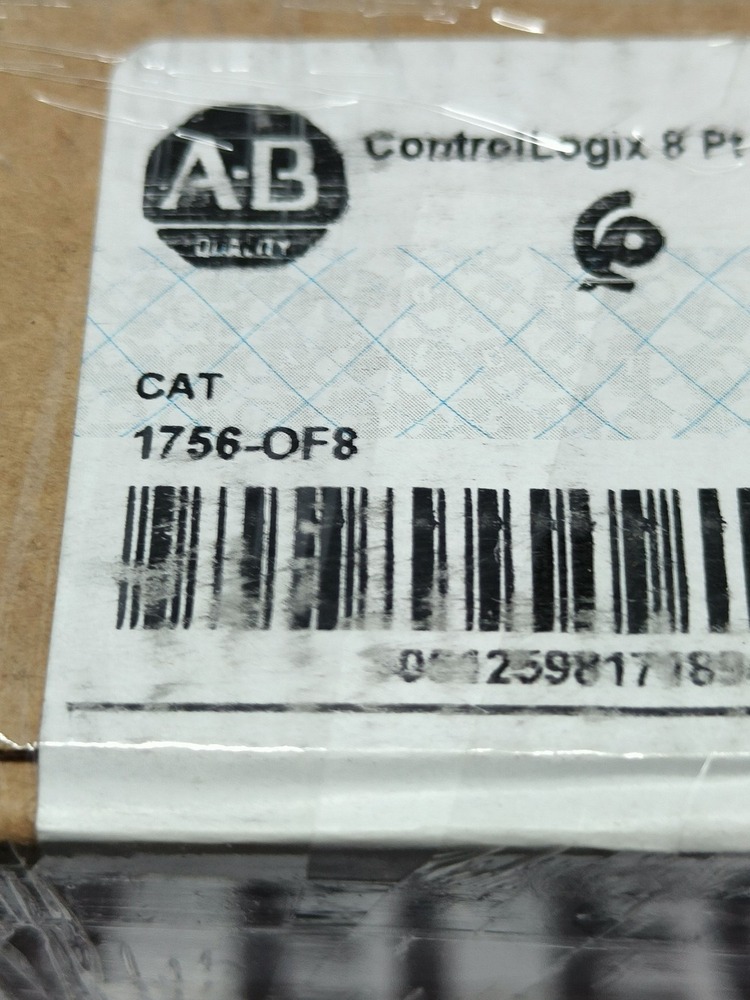 ALLEN BRADLY 1756-OF8 ANALOG OUTPUT MODULE