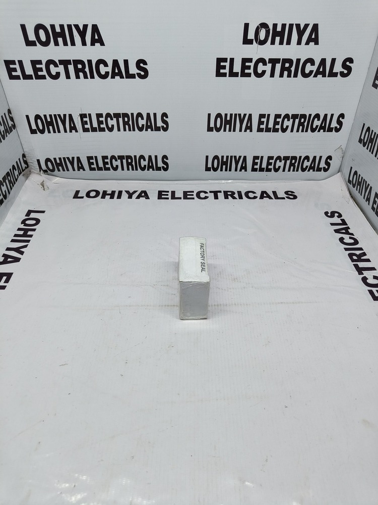 ALLEN BRADLY 1734-IB8S DIGITAL SAFETY INPUT MODULE