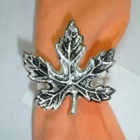 Deco-n0000002 Metal Napkin Rings - Color: Silver