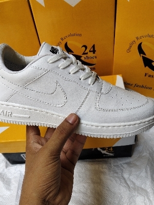 White Casual Shoes - Design: Modern