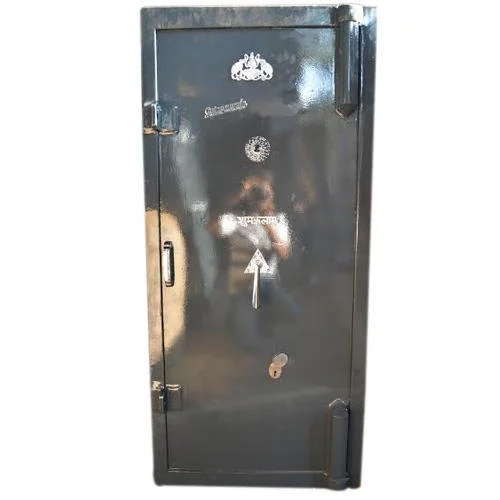 5.5 Feet Security Locker - Color: Black