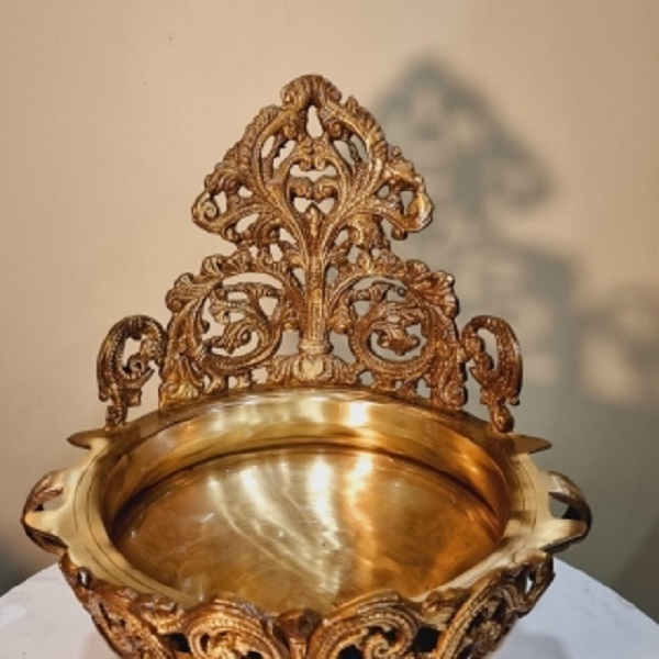 Handmade Brass Urli - 9x8x11 Inch Antique Finish | Floating Flower Pot For Home Decor, Ideal For Gifting, Traditional Design, Easy To Maintain, Perfect For Weddings And Festivals