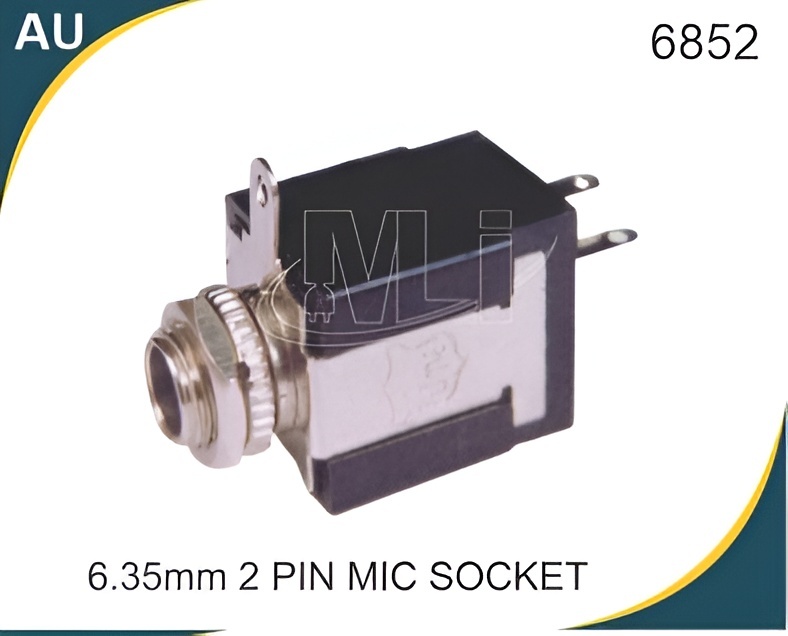 औक्स सॉकेट