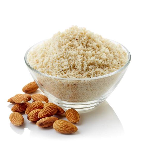 Almond Extract  (prunus Dulcis) - Grade: Pharma & Food Grade