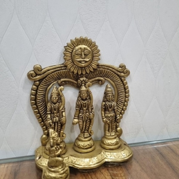 Aakrati Brass Ram Darbar| Beautiful Statue Of Ram Lalla With Maa Sita, Laxman & Hanuman Ji| Home Decor| Temple Da Accor - Color: Yellow