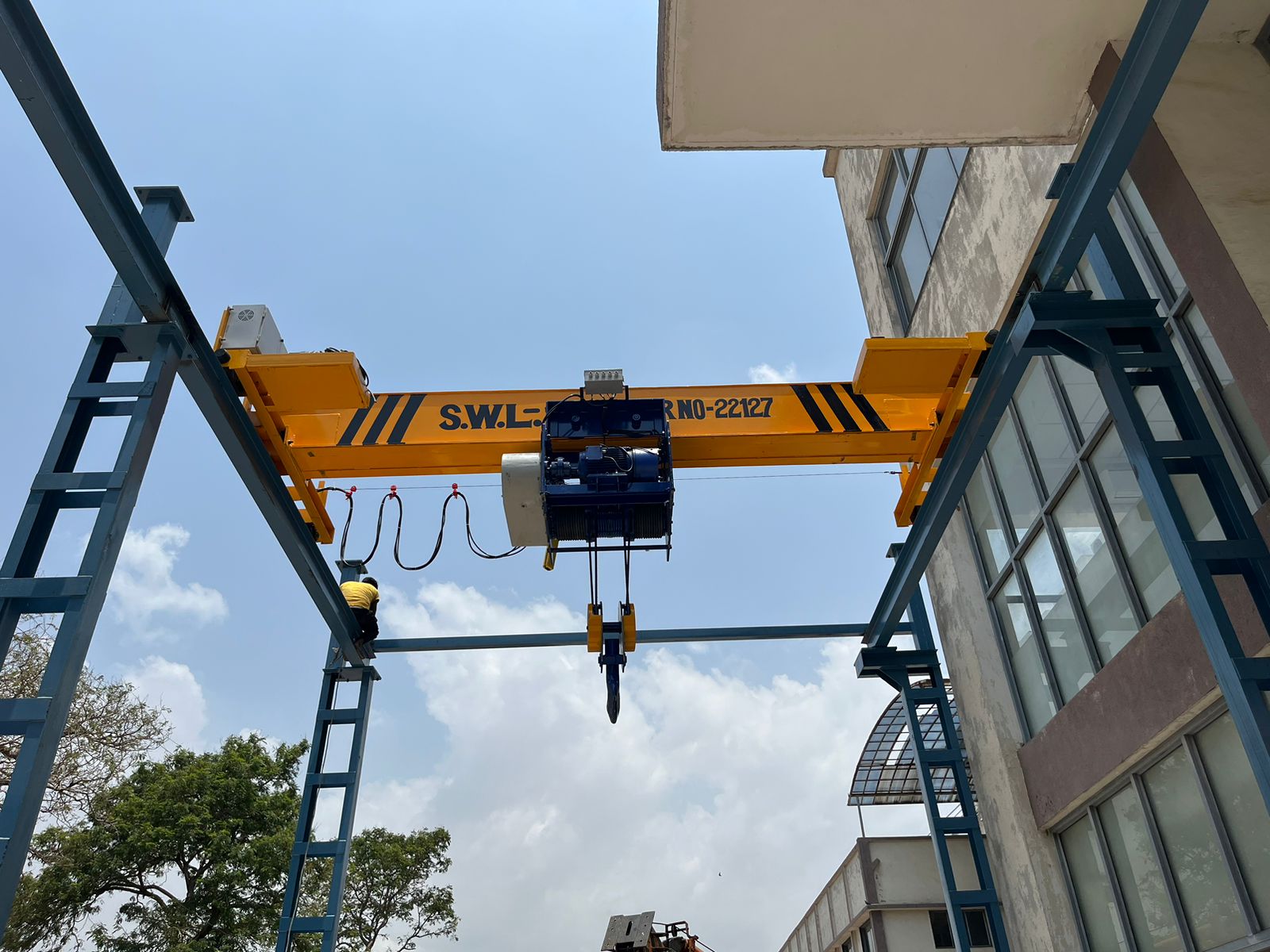 Single Girder EOT Crane