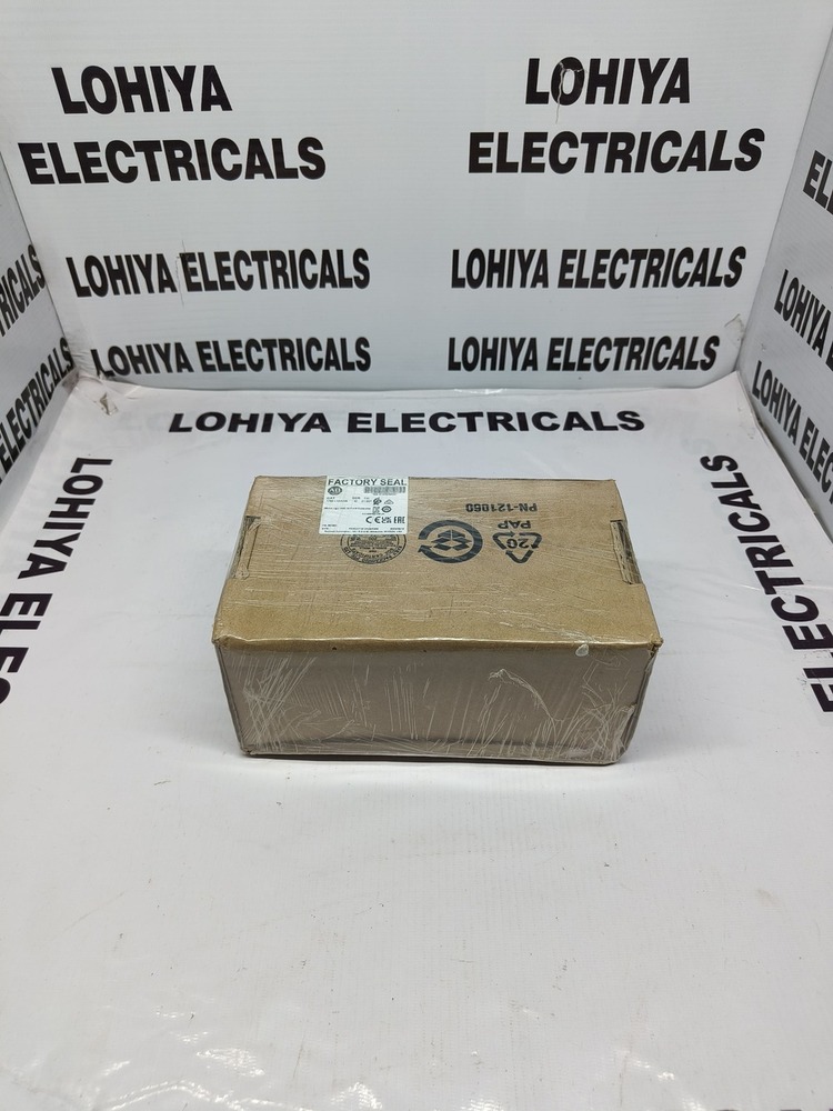 ALLEN BRADLY 1766-L32AWA CONTROLLER