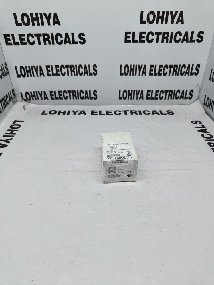 ALLEN BRADLY 1794-OE12 ANALOG OUTPUT MODULE