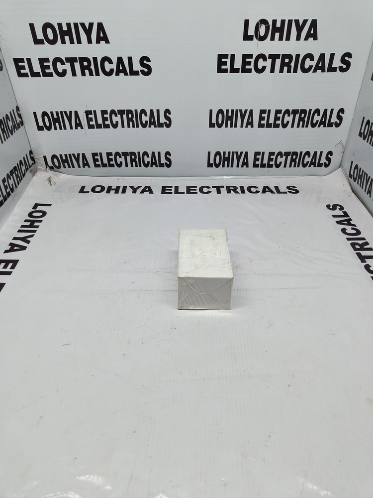 ALLEN BRADLY 1794-OE12 ANALOG OUTPUT MODULE