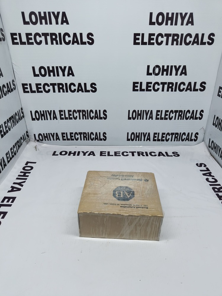 ALLEN BRADLY 1769-OB32 I/O MODULE