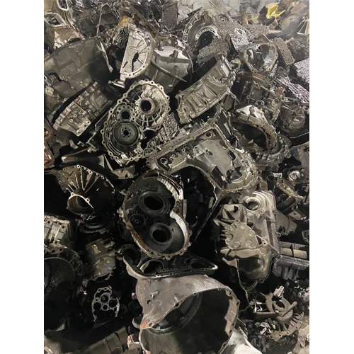 Industrial Aluminium Scrap - Customized Weight, Old Condition, Silver and Black Colors | Pure Aluminium, Various Sizes and Thicknesses, Premium Quality