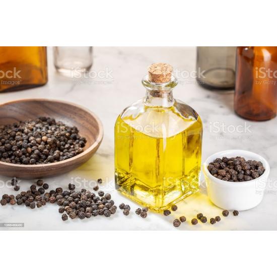 Black Pepper Oil (Piper Nigrum Oil )