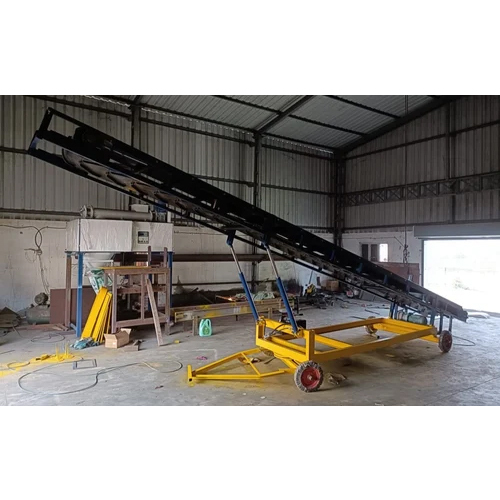 Truck Loading Conveyor - Color: Black