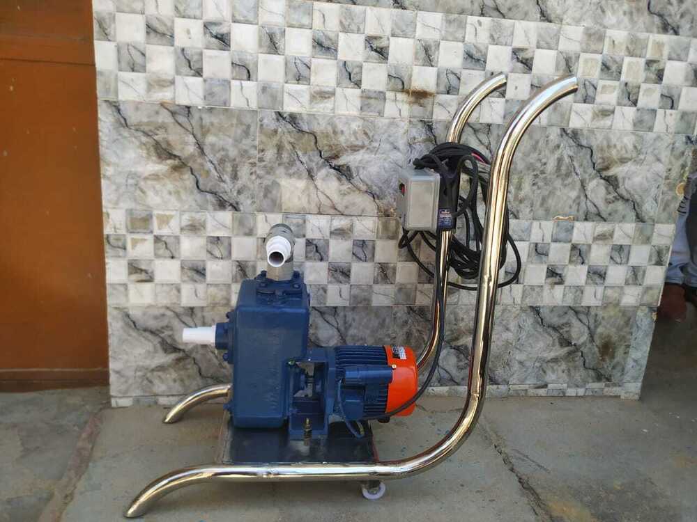 Swimming Pool Pump Kirloskar Make - Color: Different