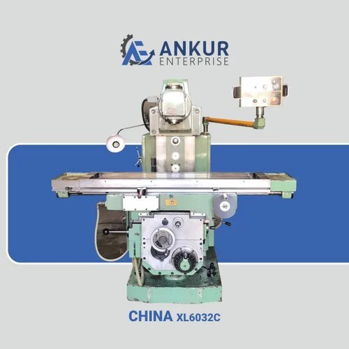 USED Universal Milling Machine