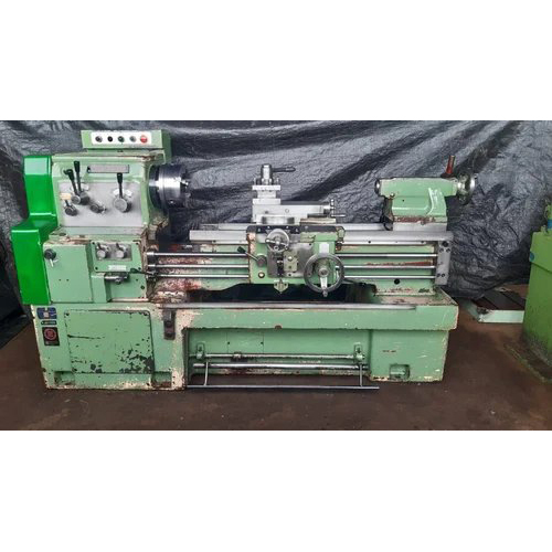 Used Lathe Machine Whacheon - Color: Green