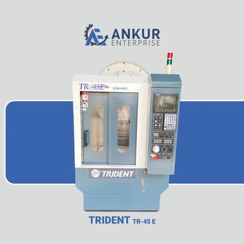 Trident Tr-45 E Drill Tap Center Vmc - Color: White