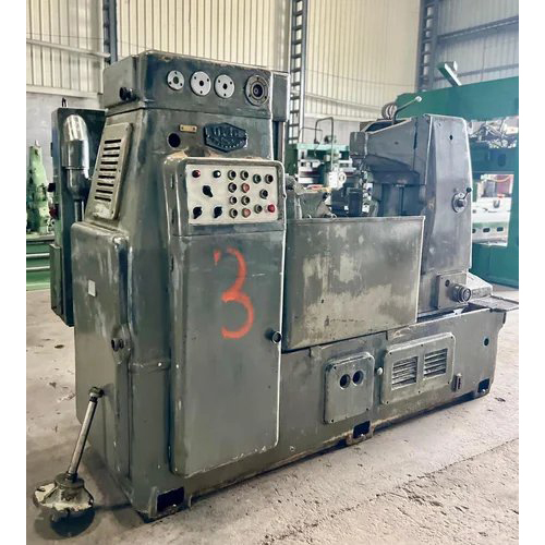 Cugir FD 500 Gear Hobbing Machine