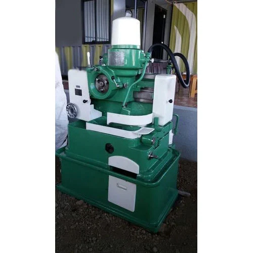 Used Tos Oh Gear Shepar Machine - Color: Green