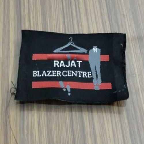 काला बुनाई वाला ब्लेज़र लेबल