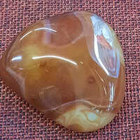 Carnelian Tumbled Stones - 5 Inch Polished Slabs, Brown Color With Water Absorption For Healing And Energy Regulation